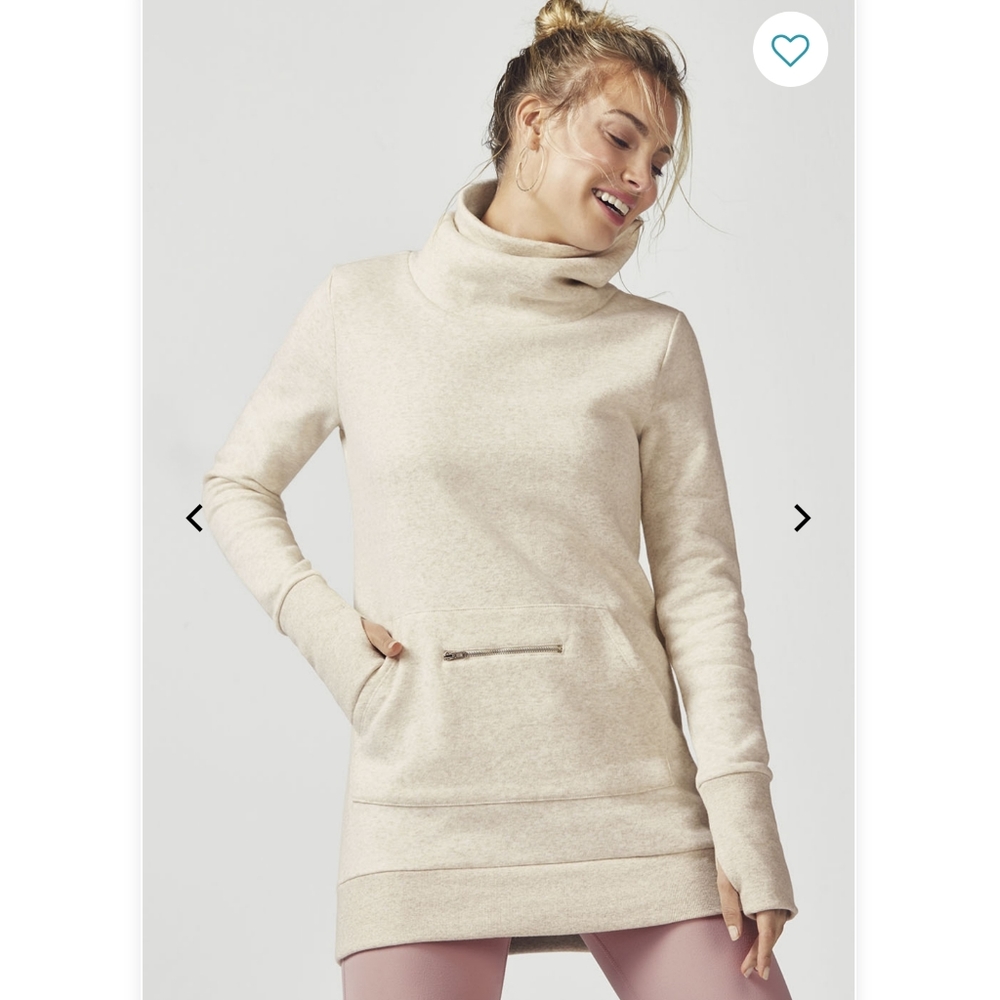 NWT Fabletics Zaylee Pullover